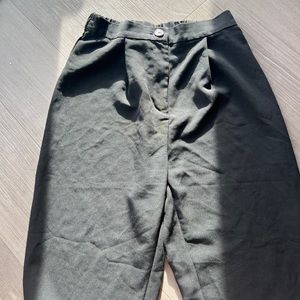 H&M black straight legged pants (2)